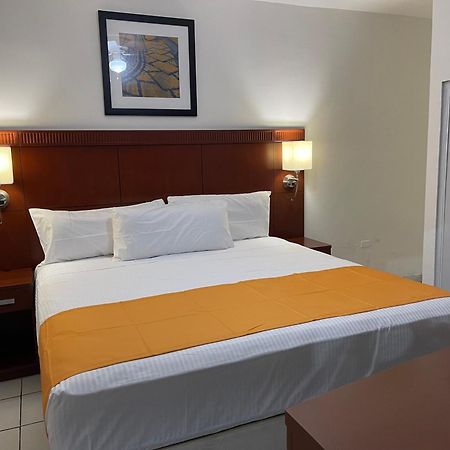 Hotel Las Palmas La Paz Bagian luar foto