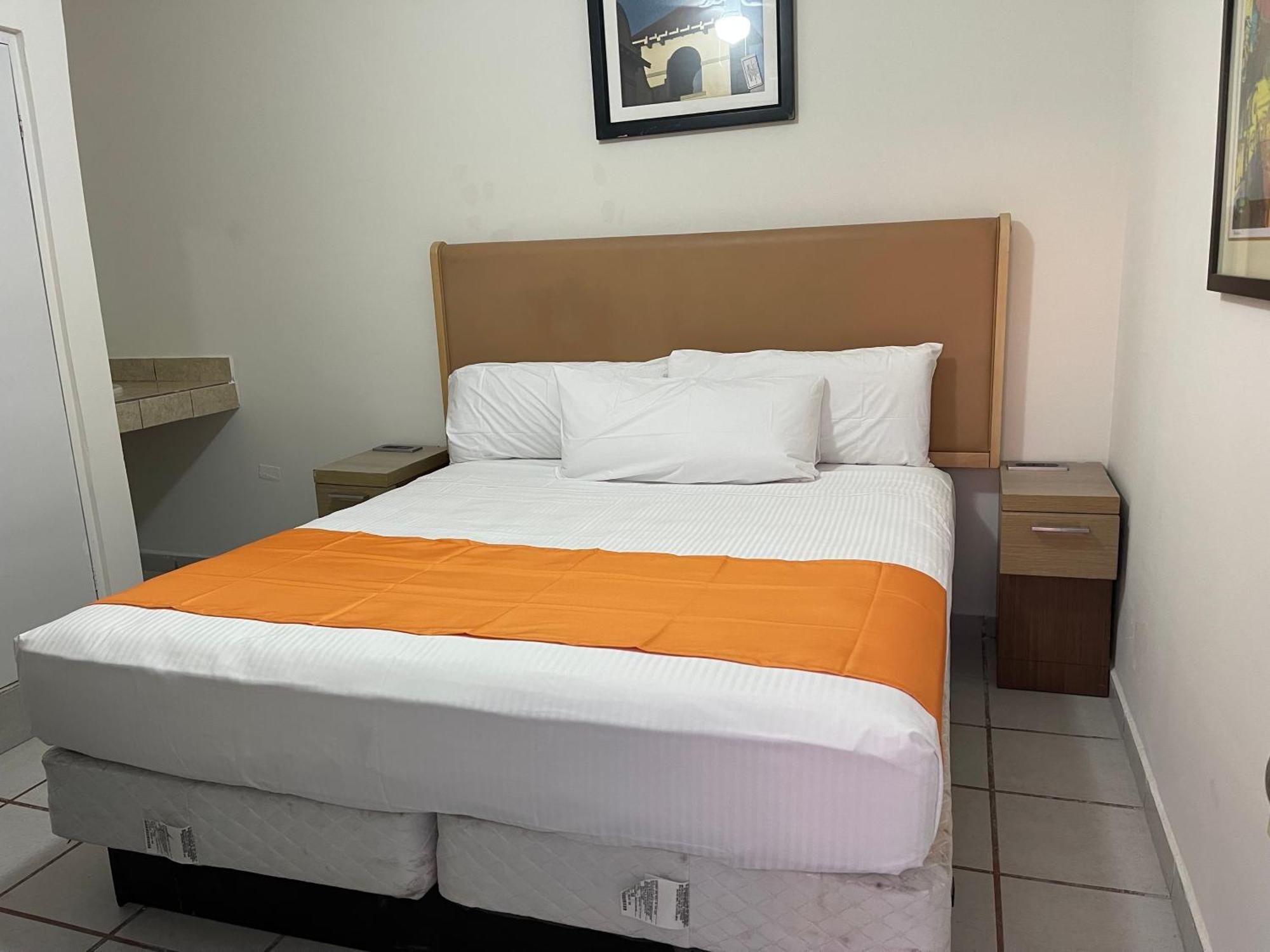 Hotel Las Palmas La Paz Bagian luar foto