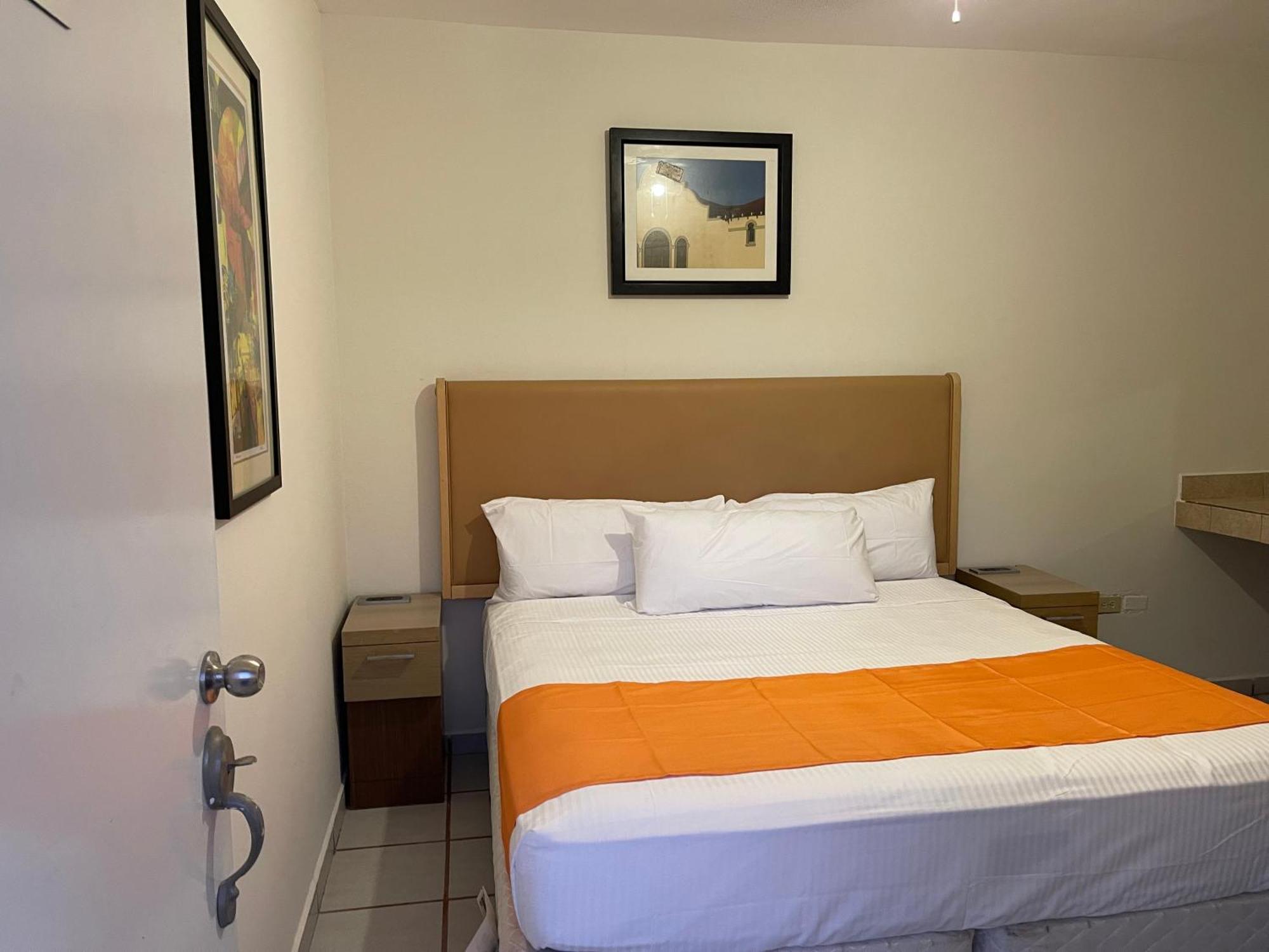 Hotel Las Palmas La Paz Bagian luar foto